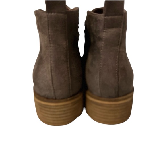 Corkys Hey Girl Totes Leopard Laces Booties Boots Size 8 Like New - Picture 13 of 15